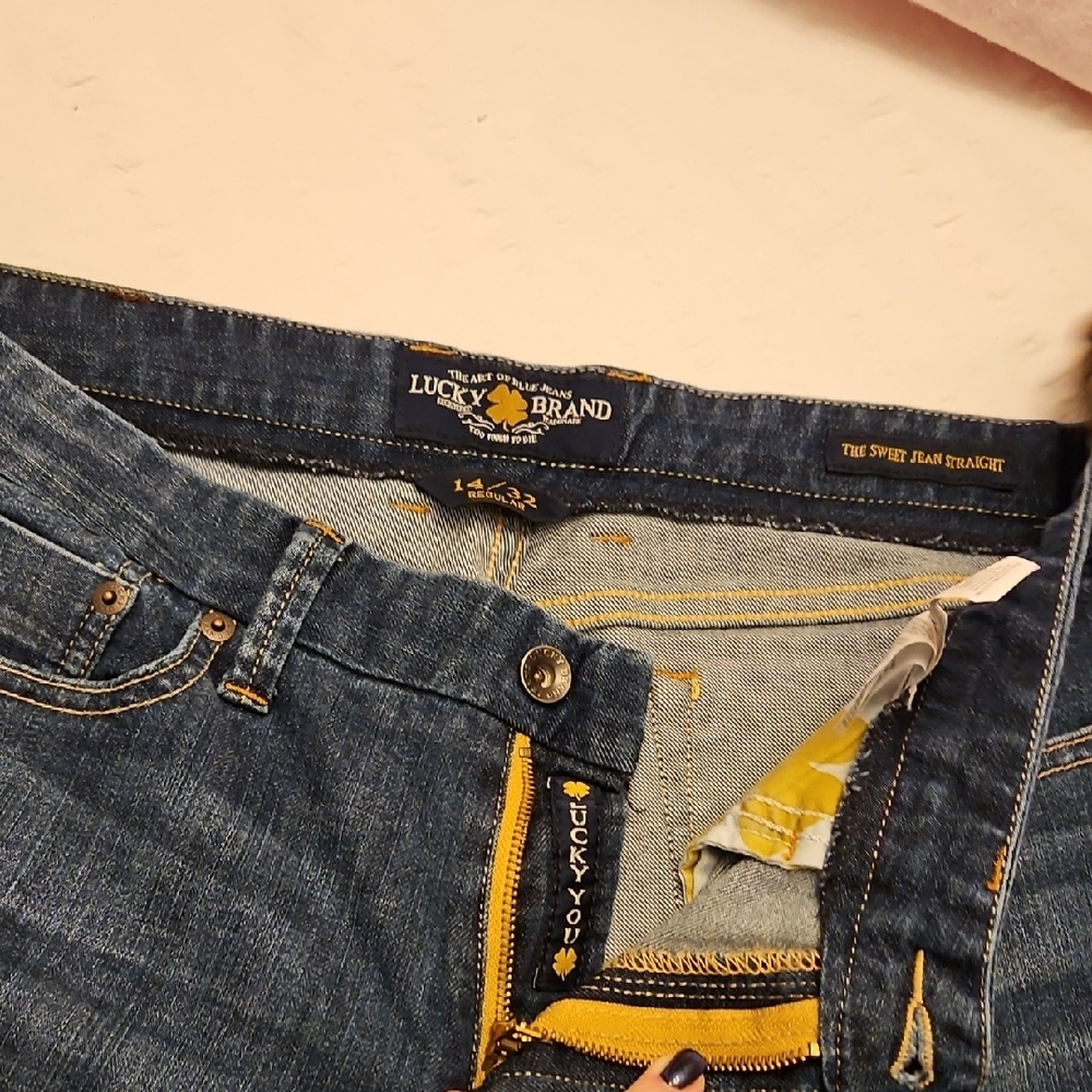 Lucky Brand Dark Blue Denim Jeans